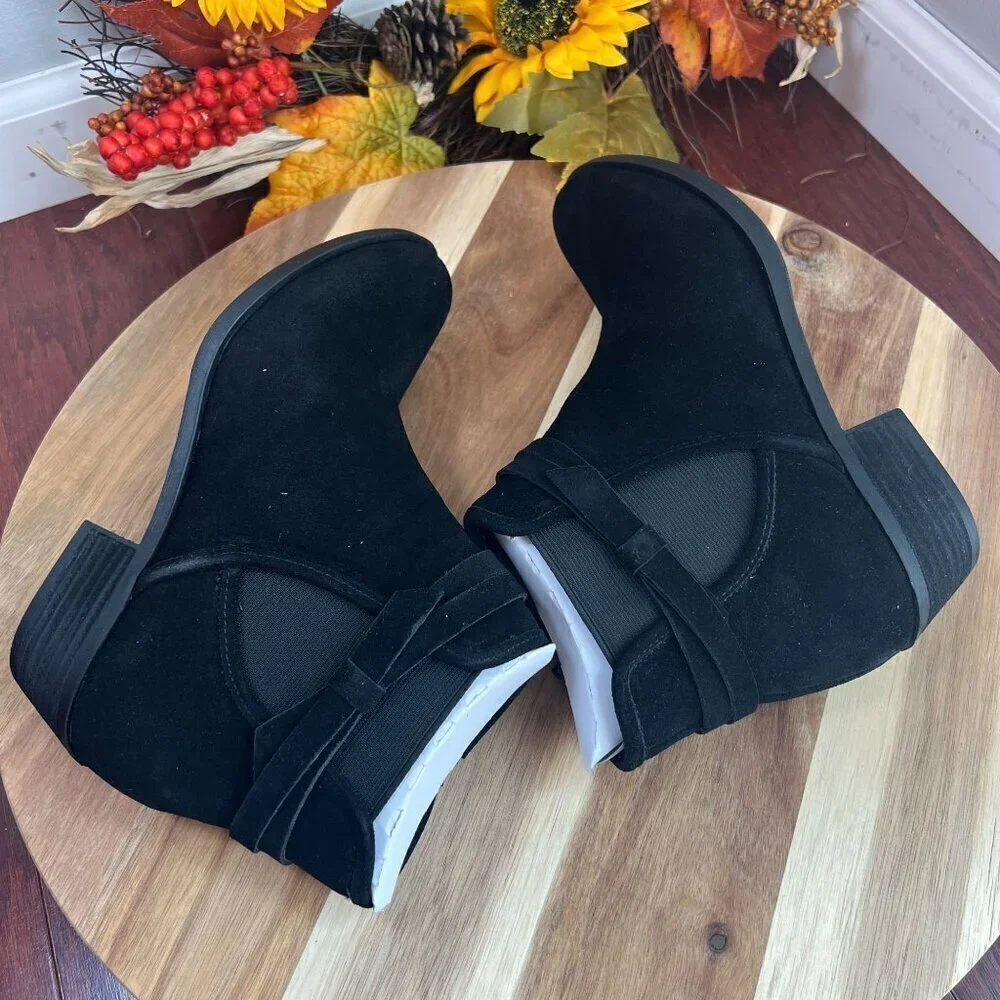 Isaac Mizrahi Gracie Boots Women's 8M Black Ankle Leather Suede